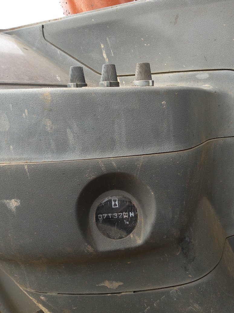 /photos/14511842920200427_Hitachi135 6.jpg